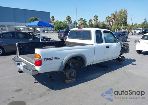 2002 Toyota Tacoma Base V6 z USA, uszkodzony, nr VIN 5TEWN72NX2Z027836